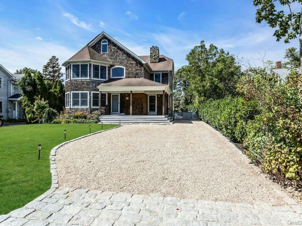 44 Bay Avenue, Bayport NY 11705