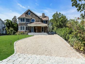 44 Bay Avenue