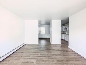 11 Seymour Lane, Medford NY 11763