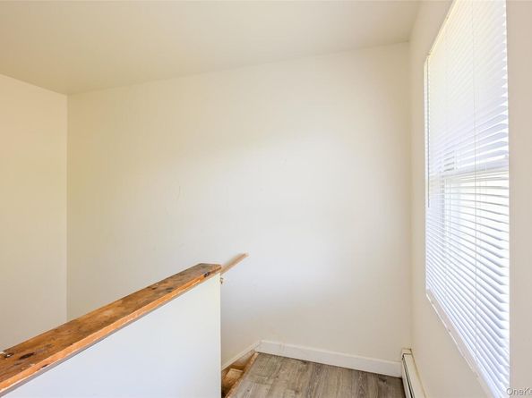 11 Seymour Lane, Medford NY 11763