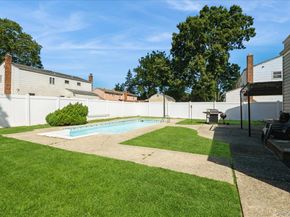 14 Osceola Avenue, Deer Park NY 11729