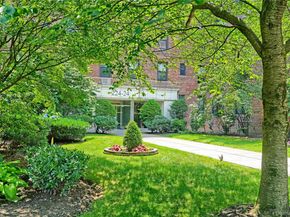 224-24 Union Turnpike 2B, Bayside NY 11427