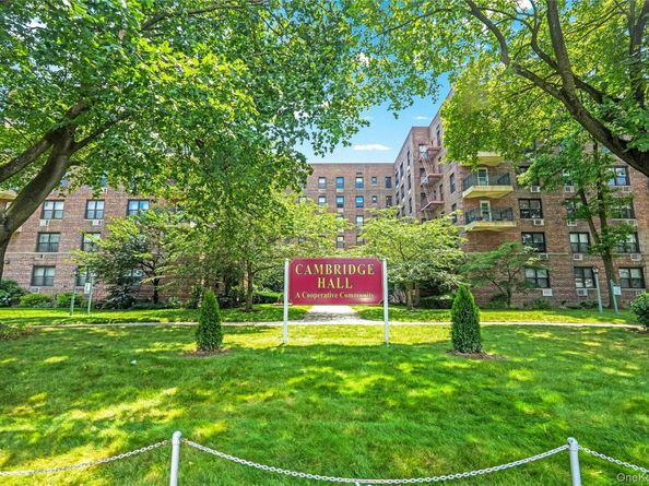 224-24 Union Turnpike 2B, Bayside NY 11427