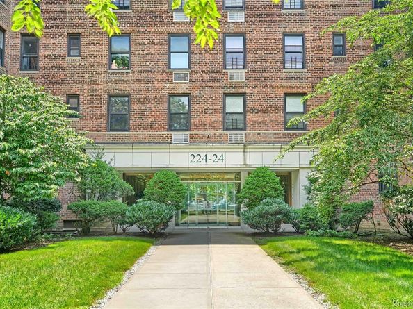 224-24 Union Turnpike 2B, Bayside NY 11427