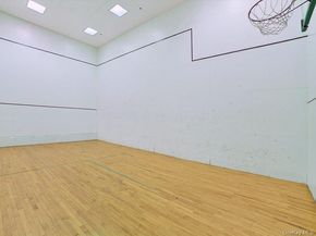 75 McKinley Avenue B19, White Plains NY 10606