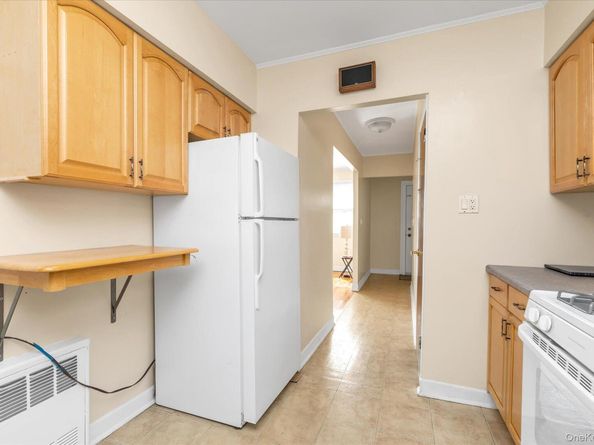 125-21 5 Ave, College Point NY 11356