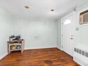 125-21 5 Ave, College Point NY 11356