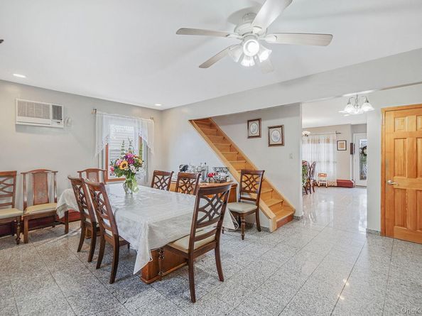 1022 Rosegold Street, Franklin Square NY 11010