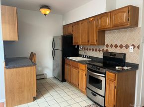 475 W Broadway B2, Long Beach NY 11561