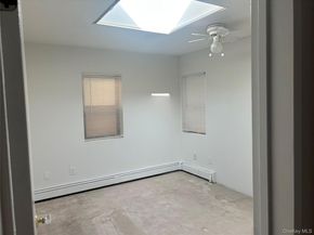 475 W Broadway B2, Long Beach NY 11561