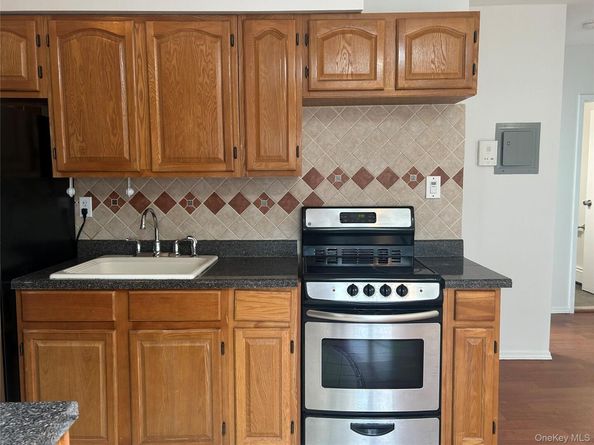 475 W Broadway B2, Long Beach NY 11561