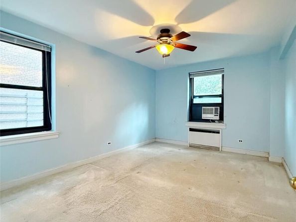 7355 210 Street 2P, Flushing NY 11364
