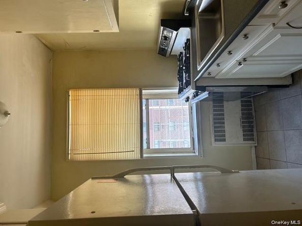 8385 116th Street 6F, Richmond Hill NY 11418