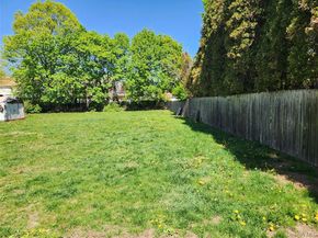 35 Mulford Place, Hempstead NY 11550