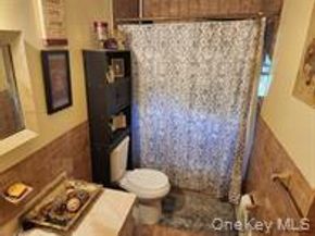 35 Mulford Place, Hempstead NY 11550