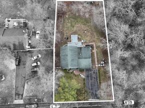 89 Sportsmen Street 4103, Central Islip NY 11722