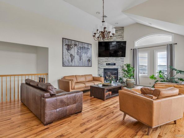 703 Neptune Boulevard, Long Beach NY 11561