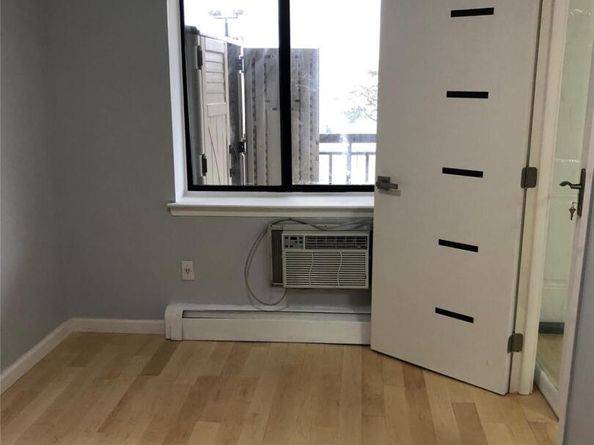 25-28 120th Street C2B, Flushing NY 11354