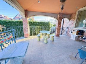 160-03 Cryders Lane, Whitestone NY 11357