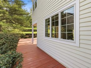 5 Elizabeth Court, Briarcliff Manor NY 10510