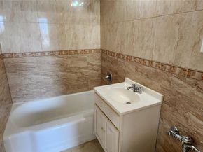 222-89 Braddock Ave 3D, Bellerose NY 11428