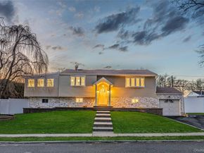 7 Pomper Drive, East Northport NY 11731