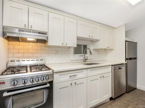 195 Oceanview, Long Beach NY 11561