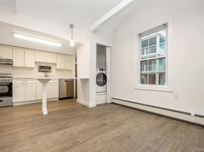 195 Oceanview, Long Beach NY 11561