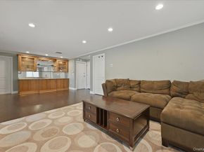 881 Buckley Place, Westbury NY 11590