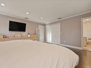 881 Buckley Place, Westbury NY 11590