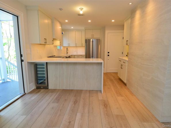 137 Hillside Place, Eastchester NY 10709