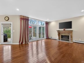 9 Oxford Court, Wheatley Heights NY 11798