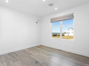 580 Dune Road 5, Westhampton NY 11978