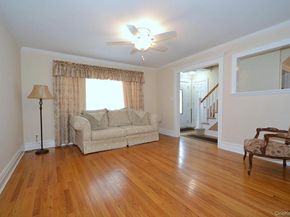 9 Agnes Court, Melville NY 11747