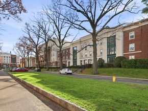 10 Brooklands 1H, Bronxville NY 10708