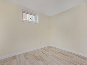 13550 234th Street, Rosedale NY 11422