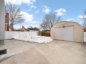 35 Barwick Street, Floral Park NY 11001