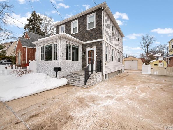 35 Barwick Street, Floral Park NY 11001