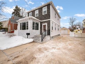 35 Barwick Street, Floral Park NY 11001