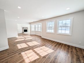 36 Brian Street, Holbrook NY 11741