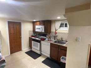 219-43 113th Avenue, Queens Village NY 11429