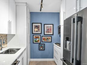 269-10 Grand Central Parkway 32P, Floral Park NY 11005