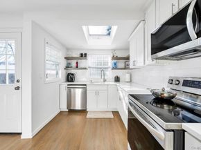 22 Bruce Lane, Farmingdale NY 11735