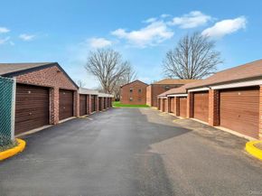 196-72 69th Ave 1 FL, Fresh Meadows NY 11365