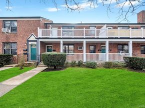 196-72 69th Ave 1 FL, Fresh Meadows NY 11365