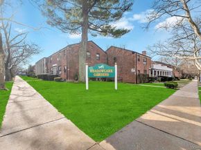 196-72 69th Ave 1 FL, Fresh Meadows NY 11365