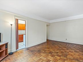 155-17 Sanford Ave E, Flushing NY 11355