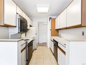 12 Old Mamaroneck Road 2G, White Plains NY 10605