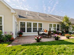 39 Kimberly Drive 39, Westhampton NY 11977