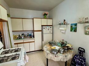 35-40 82 Street 6C, Jackson Heights NY 11372